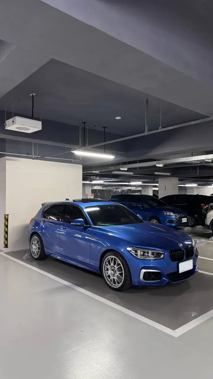 BMW F20 120i 換上 BBS 鋁圈,地下停車場前側視角